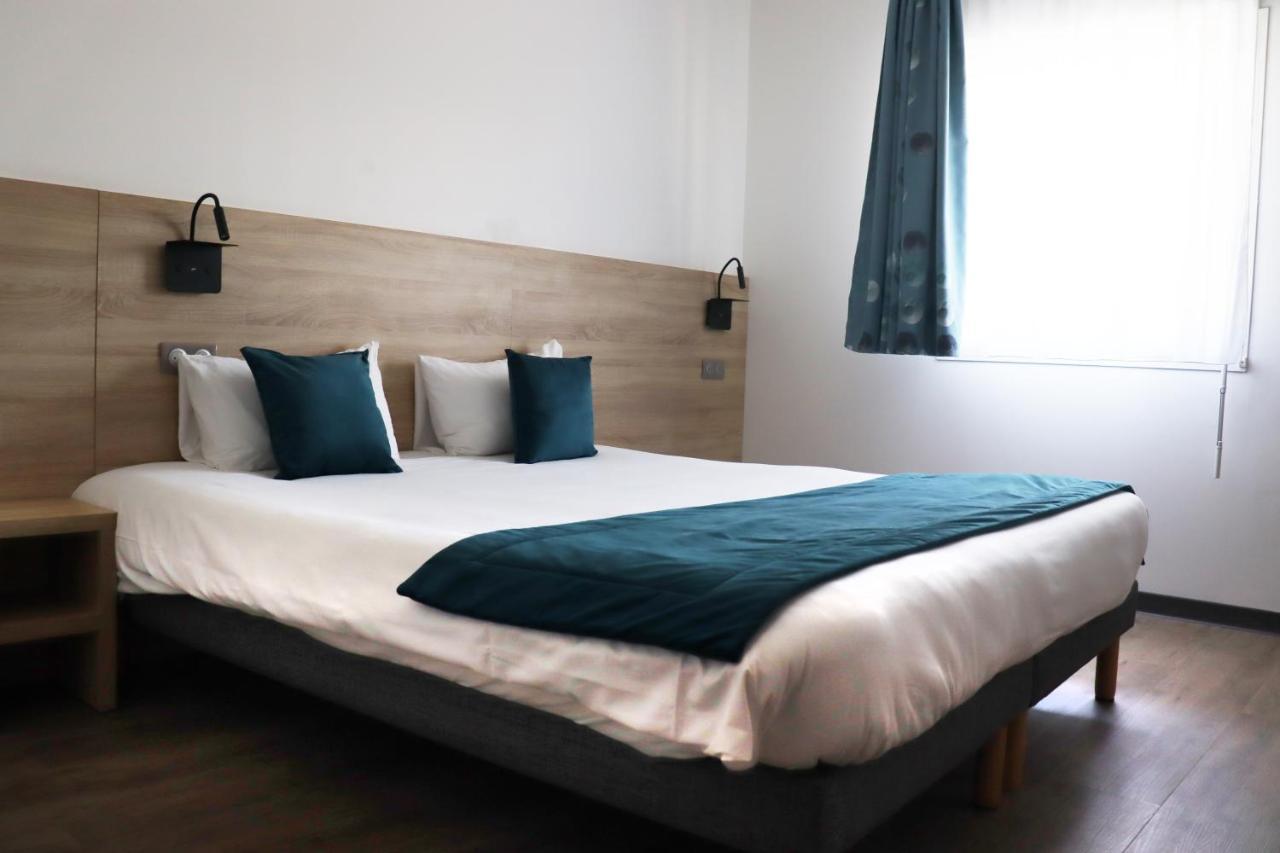 Hotel Lemand Lyon Est - 2*
