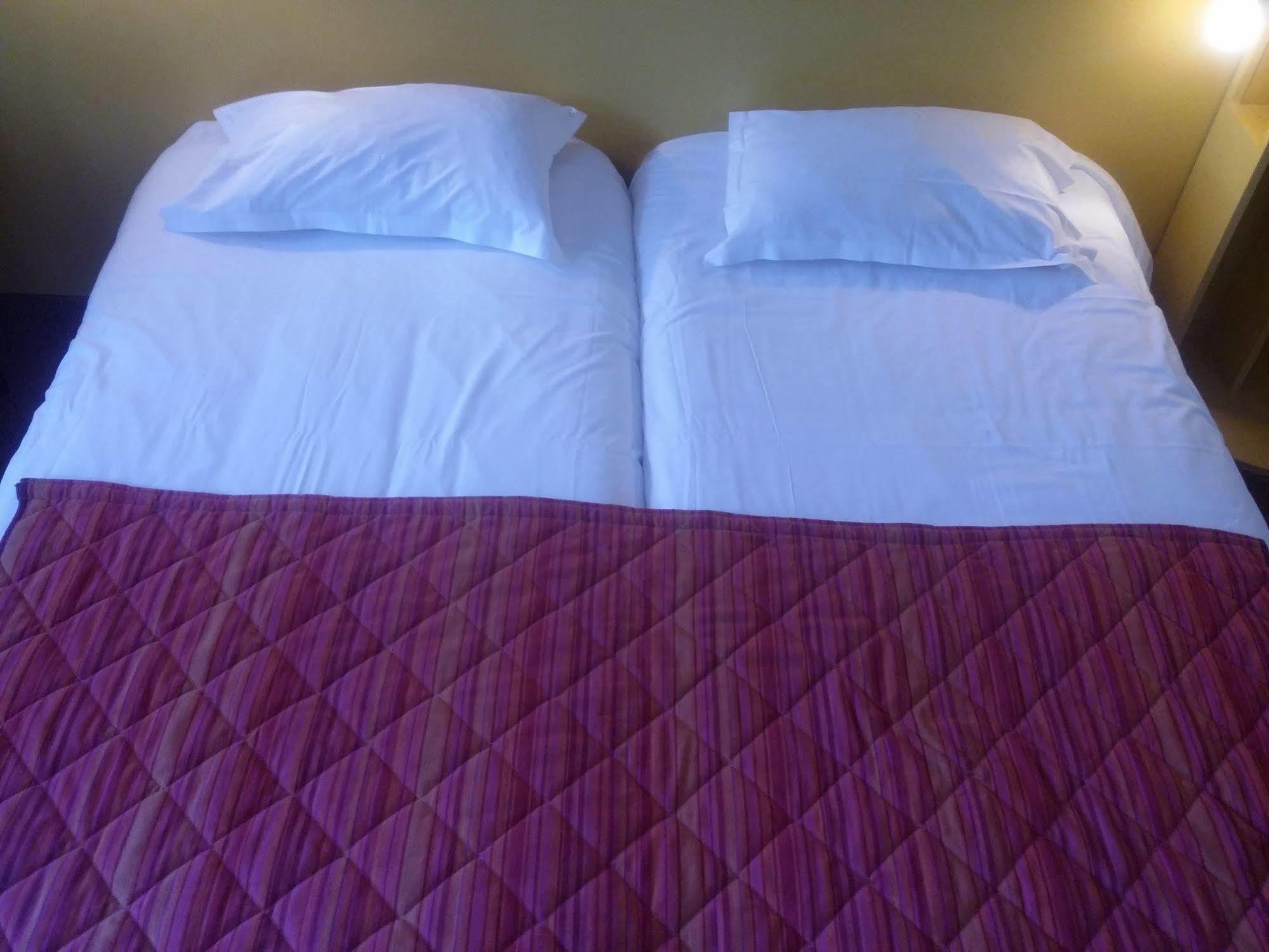 Lemand Lyon Est - Hotel 2*