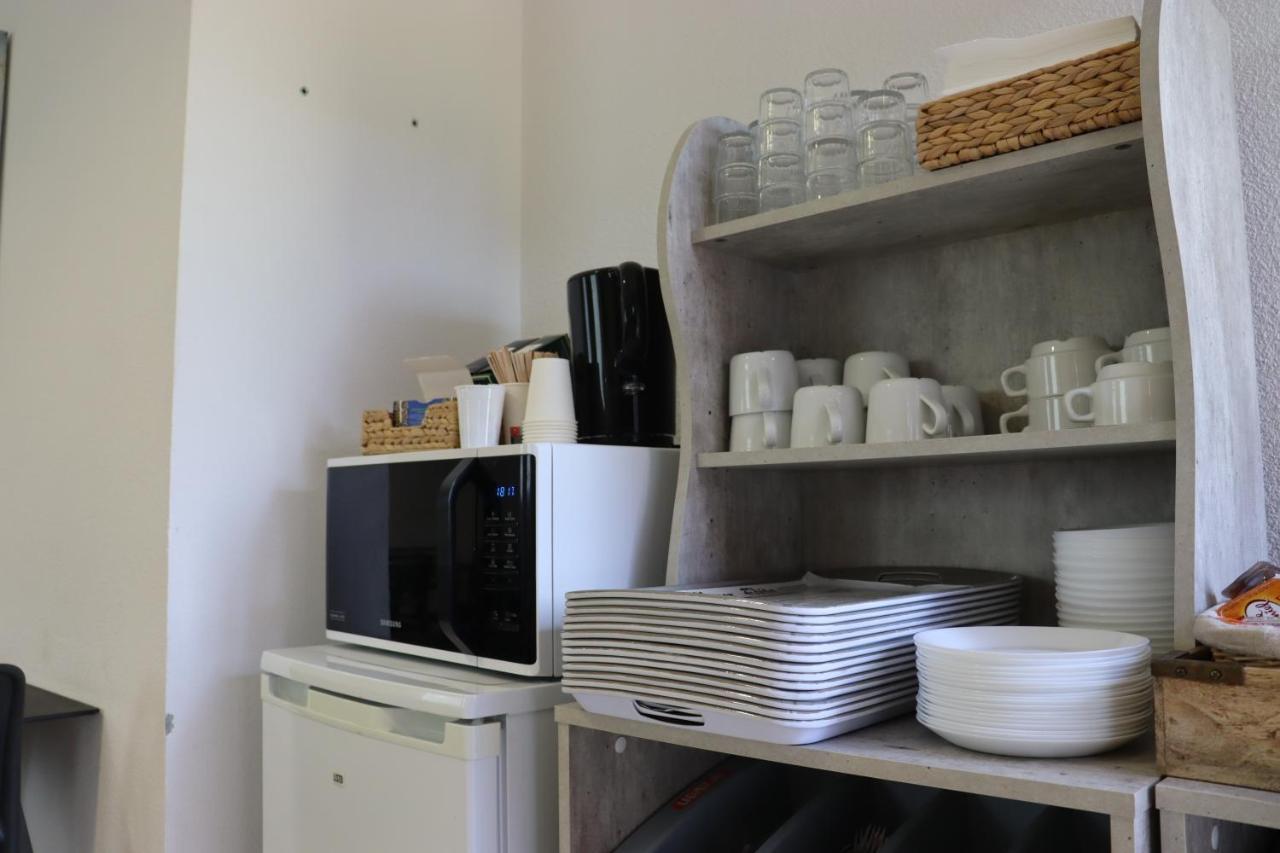 Hotel Lemand Lyon Est -