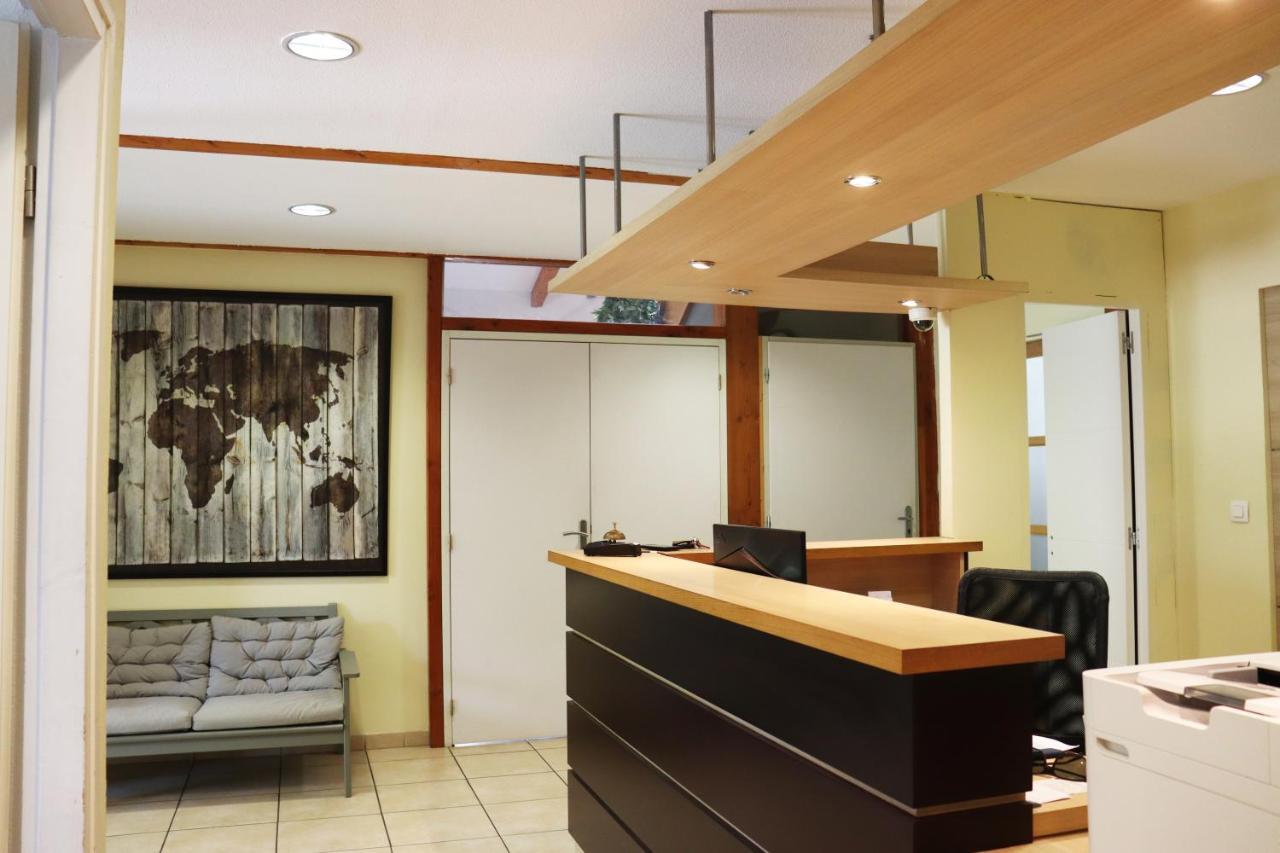 Hotel Lemand Lyon Est -